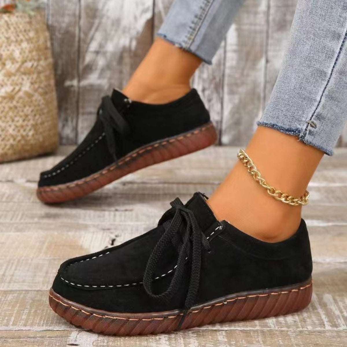 Tied Suede Round Toe Sneakers